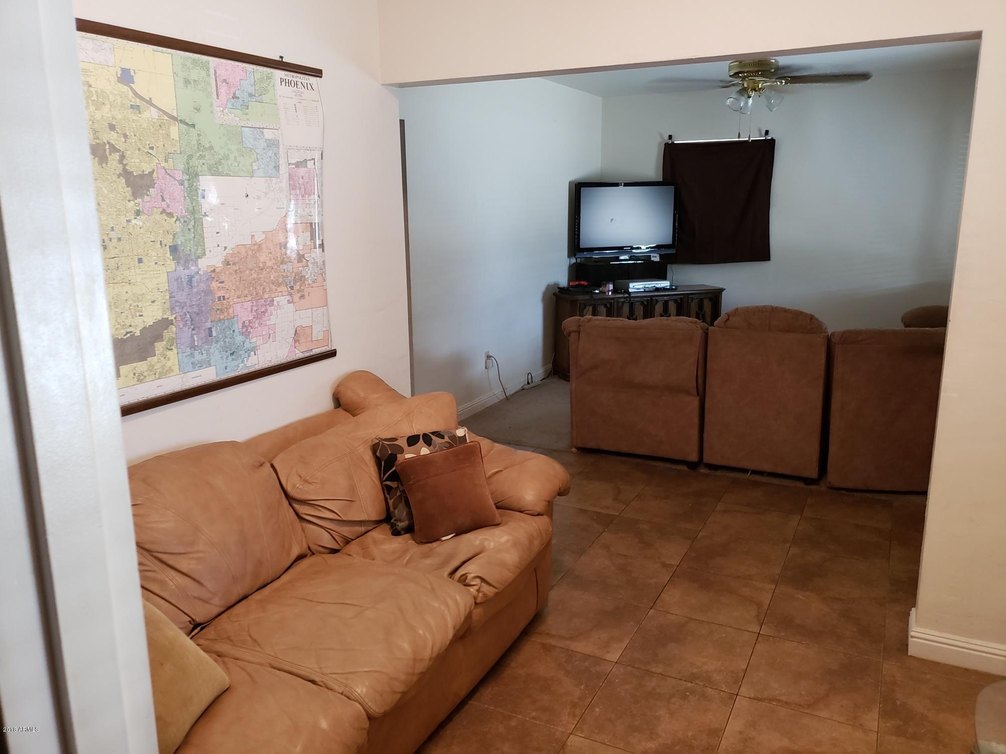 334 West Piedmont Road Phoenix, AZ 85041 - Photo 9 of 36 Dining Room or Office