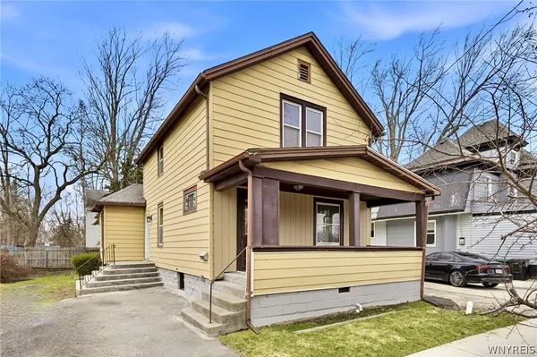 $219,900 | 238 Main Street, Tonawanda, NY 14150