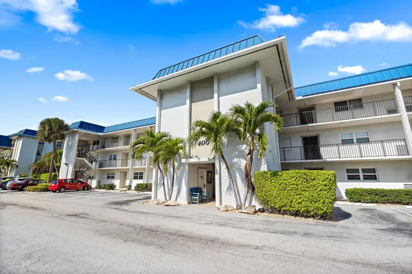 $2,200 | 400 Wilma Circle, Unit 309, Riviera Beach, FL 33404