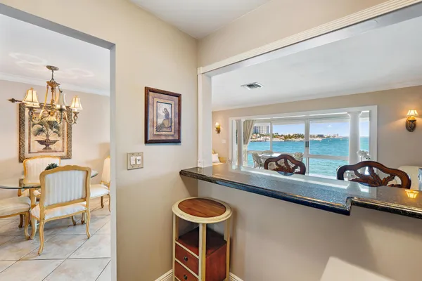 $2,200 | 400 Wilma Circle, Unit 309, Riviera Beach, FL 33404