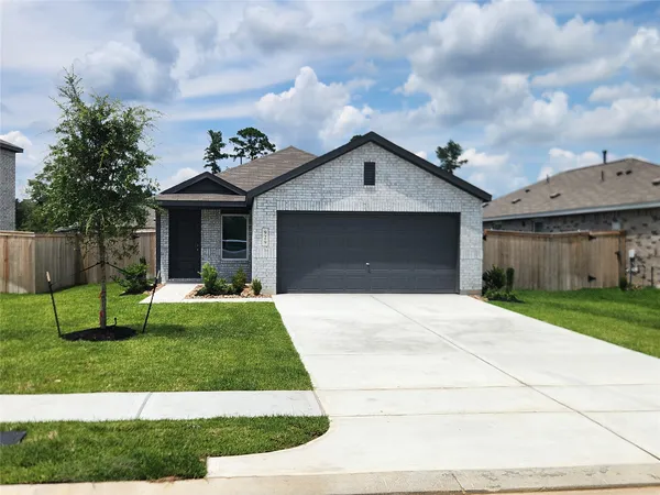 $1,750 | 929 Capracotta Drive, Huffman, TX 77336