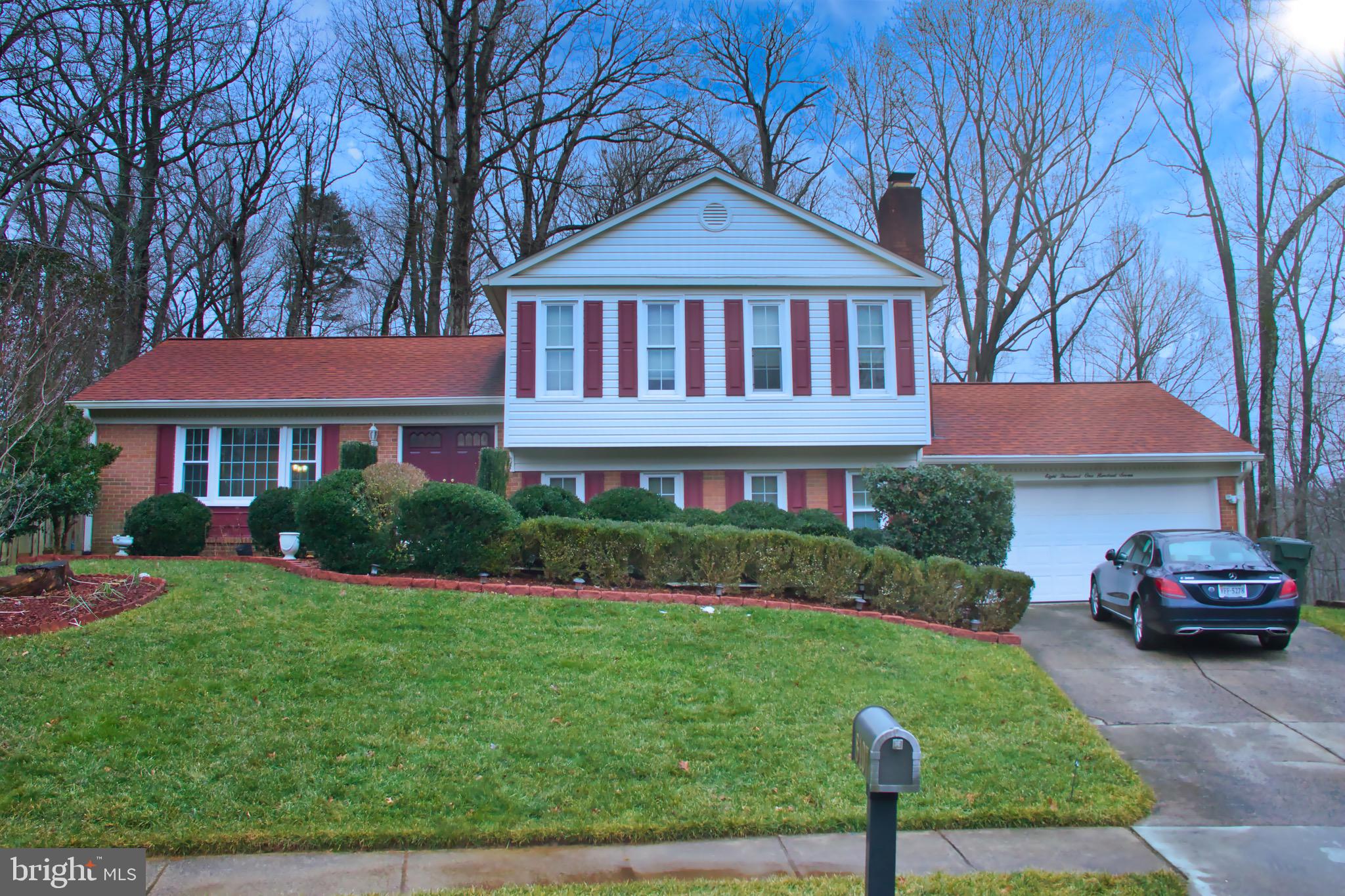 8107 Kings Point Court Springfield, VA 22153 - Photo 1 of 21 Gallery Image 1