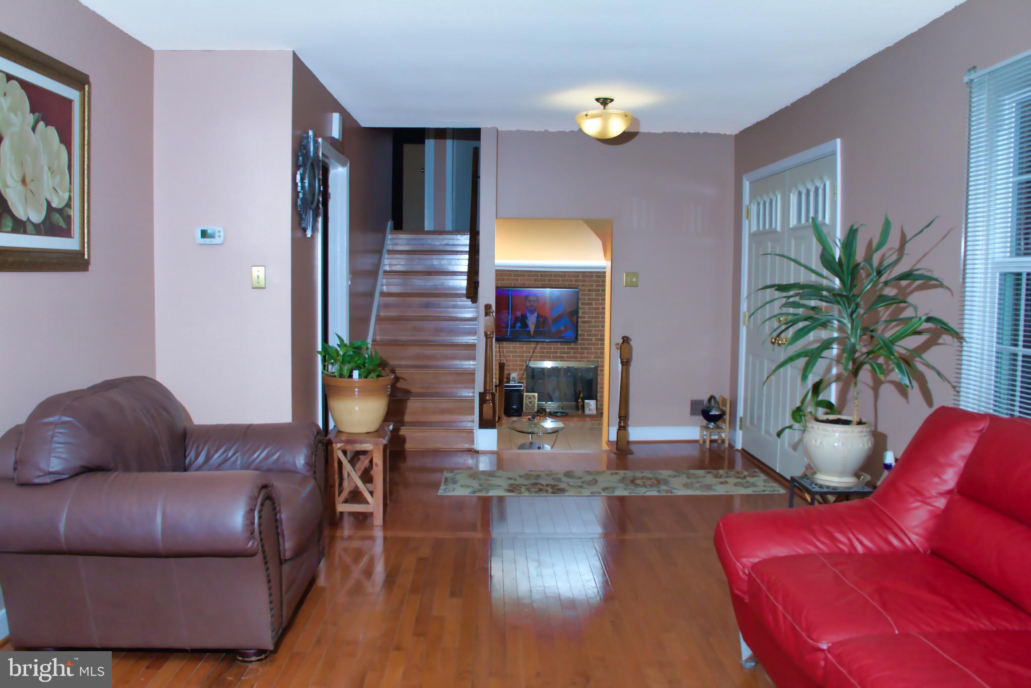 8107 Kings Point Court Springfield, VA 22153 - Photo 13 of 21 Gallery Image 13