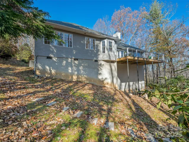 $775,000 | 2508 Carriage Falls Court, Hendersonville, NC 28791