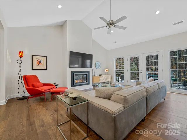 $775,000 | 2508 Carriage Falls Court, Hendersonville, NC 28791