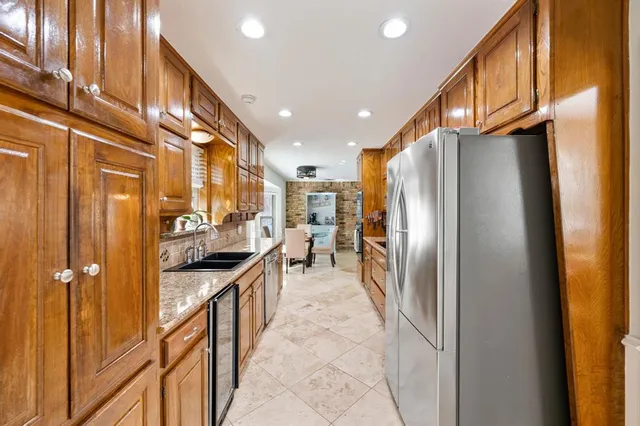 $695,000 | 413 Blue Jay Court, Bedford, TX 76021