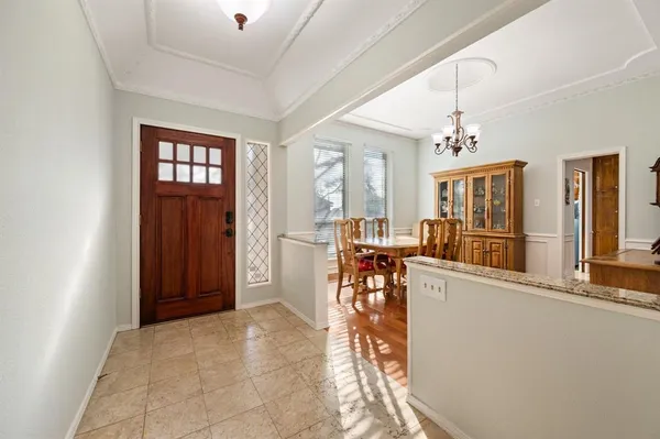 $585,000 | 413 Blue Jay Court, Bedford, TX 76021