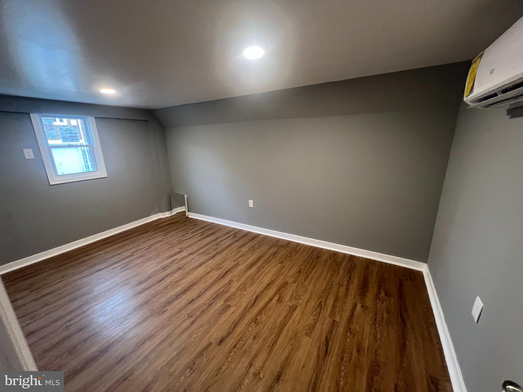 1717 Danforth Street Philadelphia, PA 19152 - Photo 5 of 7