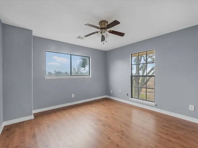 $2,000 | 10445 Farm To Market Road 442, Boling, TX 77420