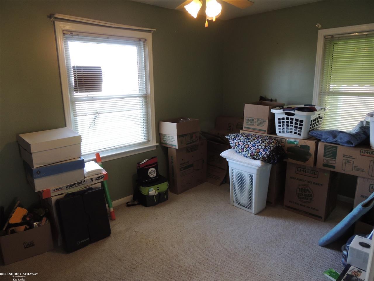 33265 Utica Road Fraser, MI 48026 - Photo 22 of 51 50011169-21.JPG