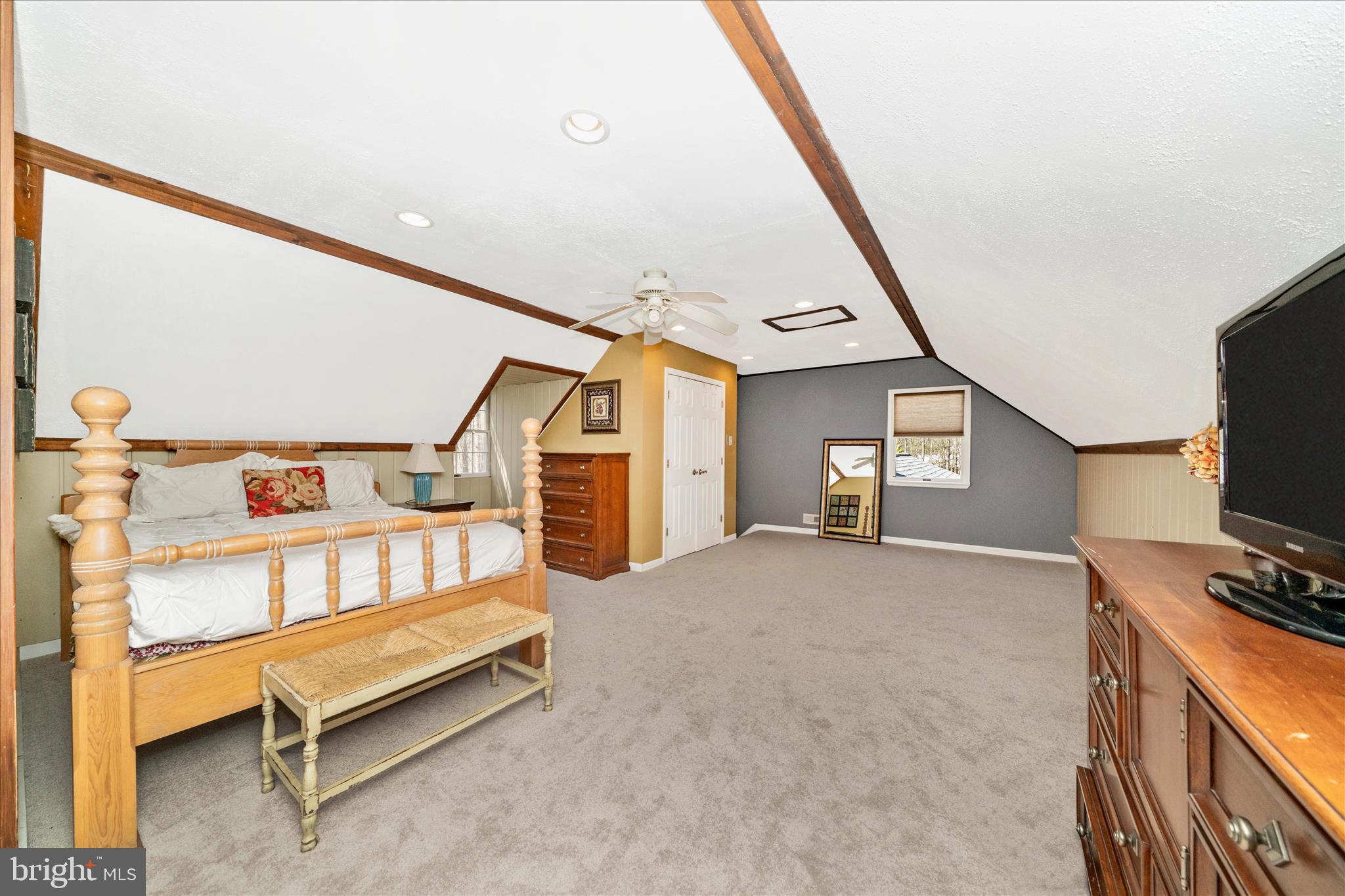 15211 Avery Road Rockville, MD 20855 - Photo 36 of 60 a view of a livingroom with furniture and staircase