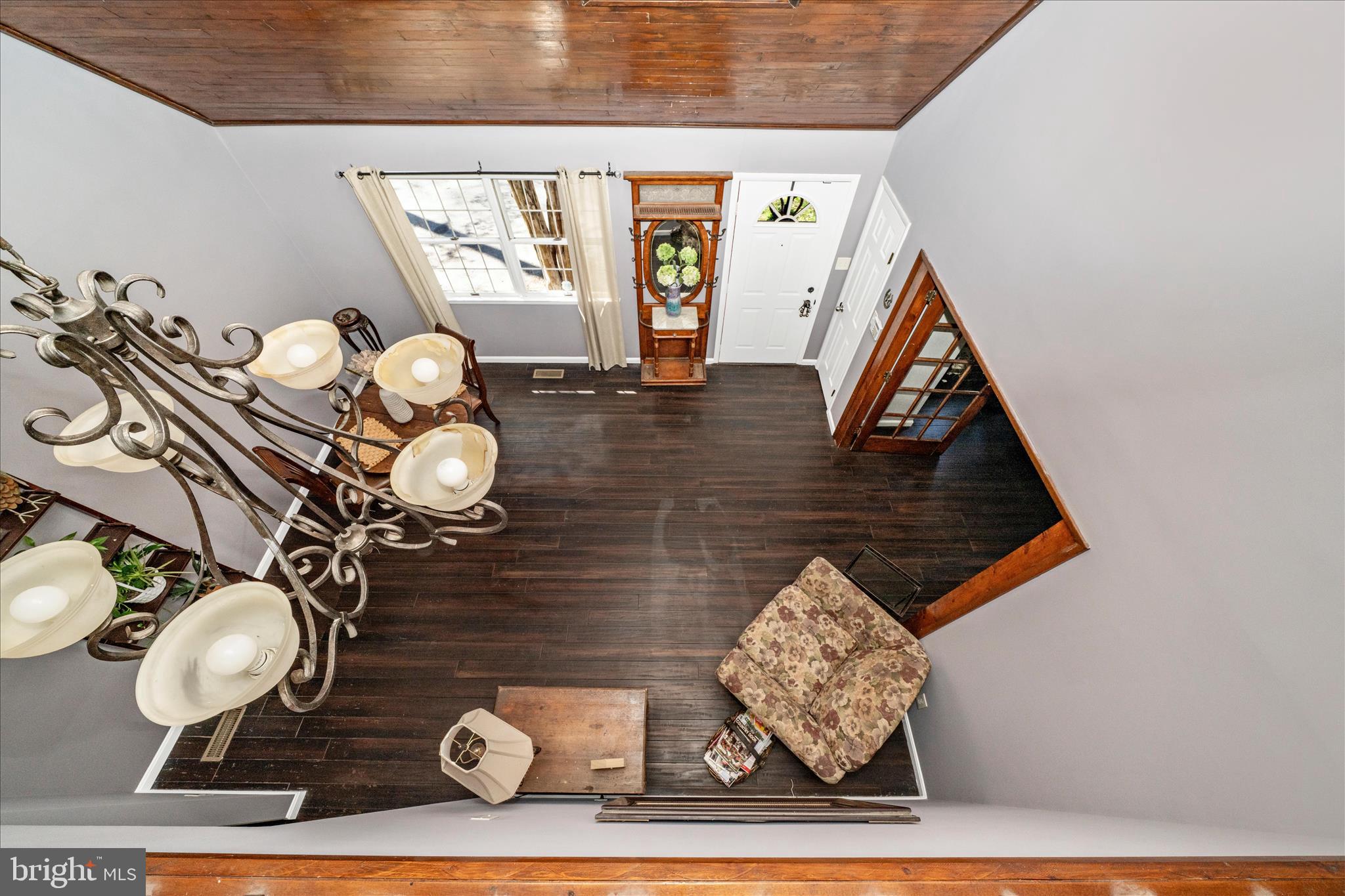 15211 Avery Road Rockville, MD 20855 - Photo 5 of 60 a view of dining room with wooden floor