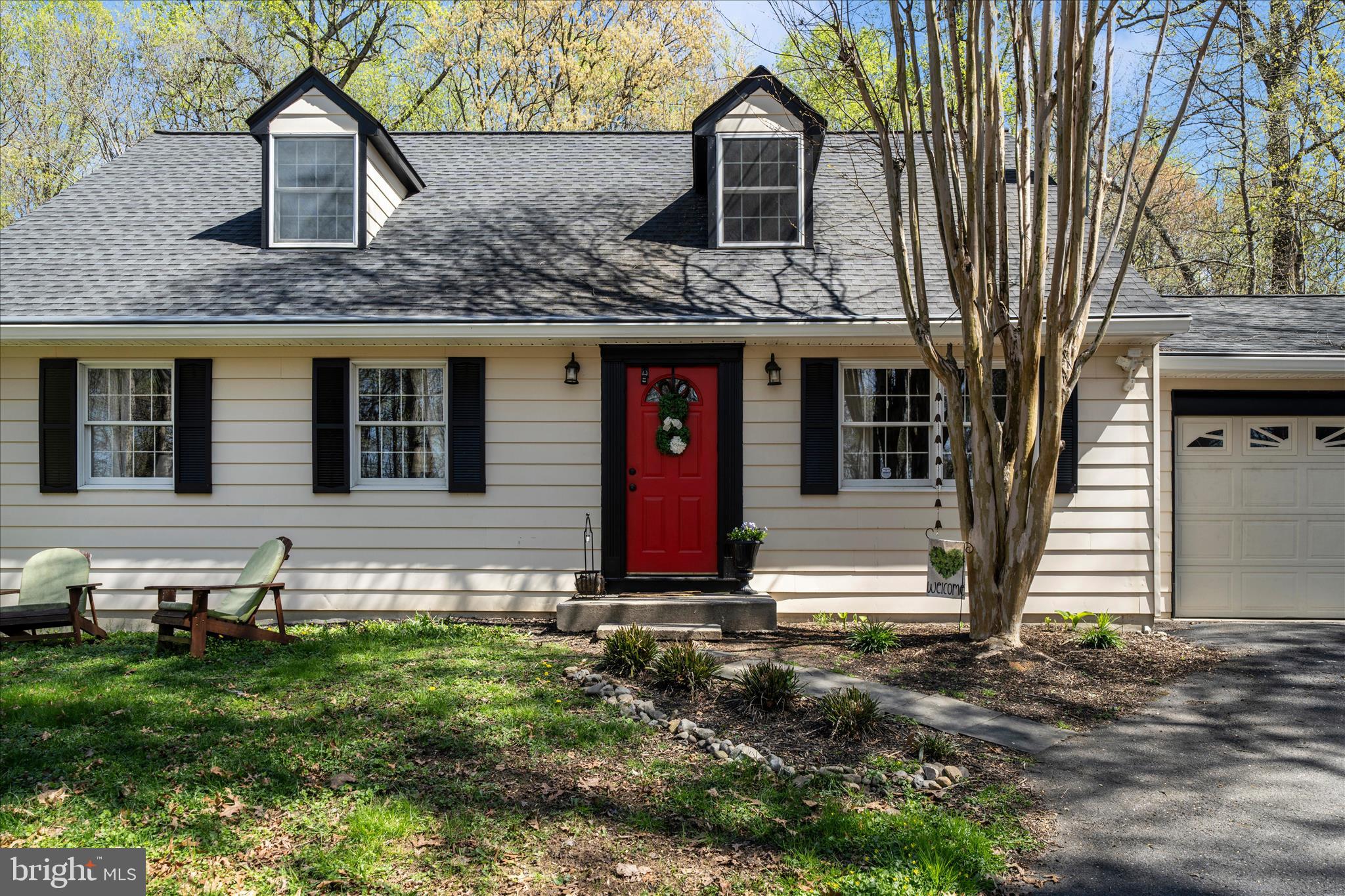 15211 Avery Road Rockville, MD 20855 - Photo 59 of 60 a front view of house with yard