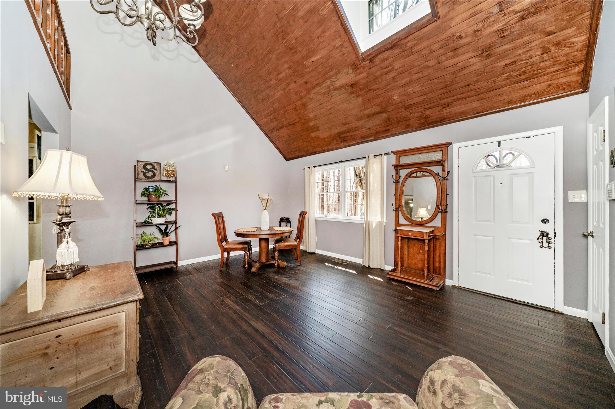 15211 Avery Road Rockville, MD 20855 - Photo 6 of 60 a living room with furniture and a window