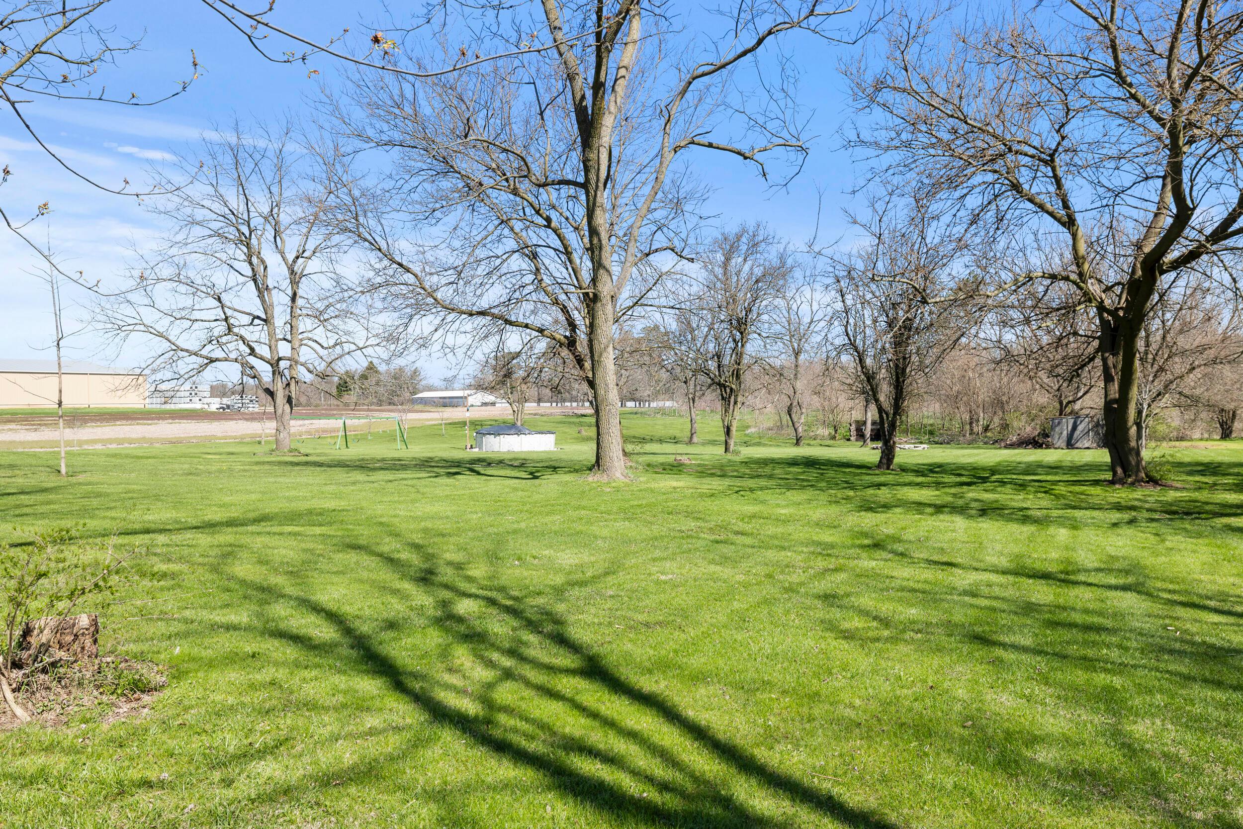 3420 Old Springfield Road London, OH 43140 - Photo 37 of 41 Backyard 01