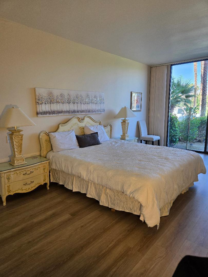 910 Island Drive, Unit 112 Rancho Mirage, CA 92270 - Photo 11 of 16 thumbnail