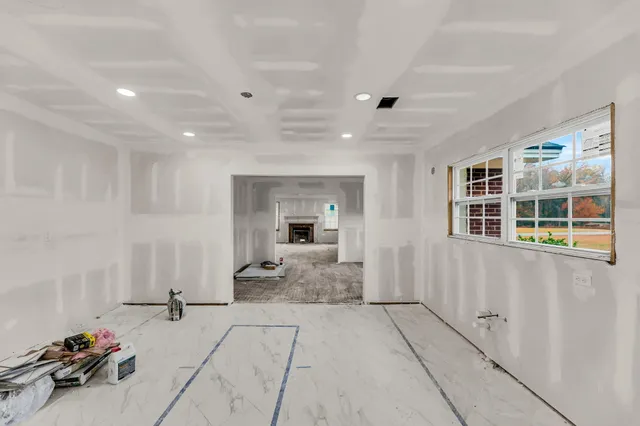 $275,000 | 12 Duncan Drive, Williams, SC 29493