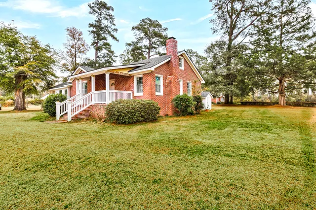 $275,000 | 12 Duncan Drive, Williams, SC 29493