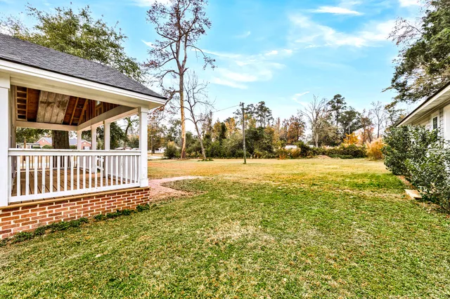 $275,000 | 12 Duncan Drive, Williams, SC 29493