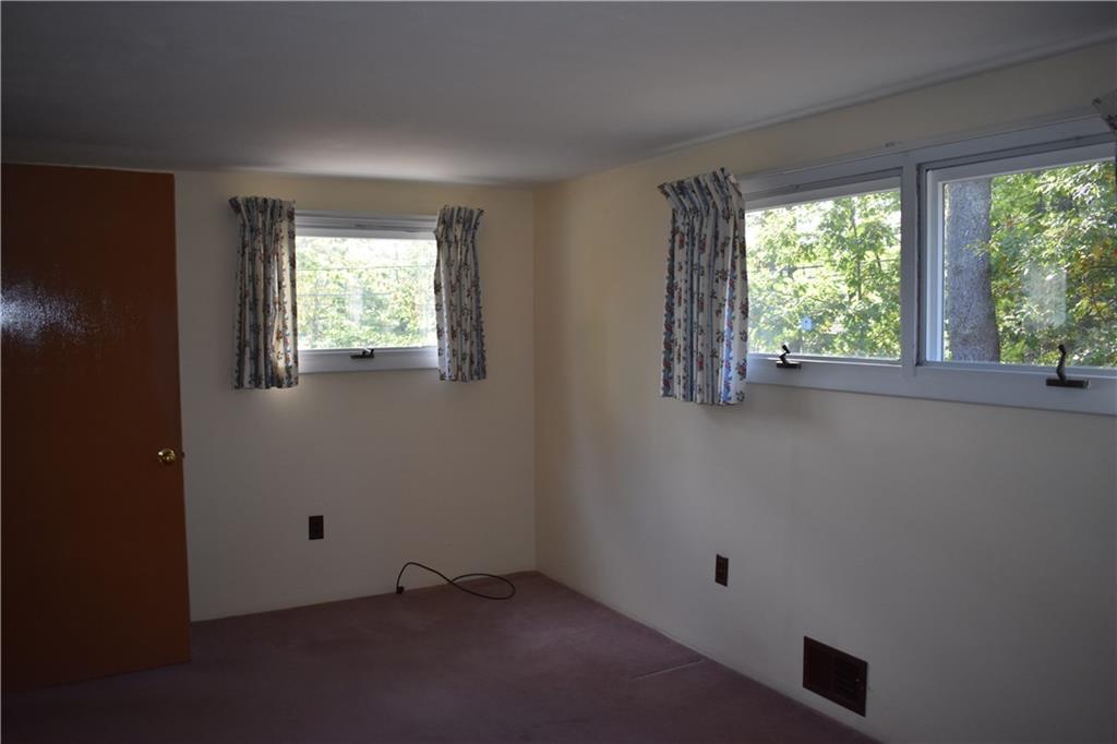 189 Pine Point Road Oxford, ME 04270 - Photo 12 of 21 Photo