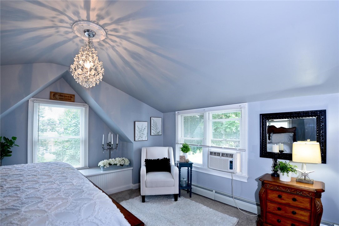 19 Ellery Road Newport, RI 02840 - Photo 32 of 42 A built-in custom window seat