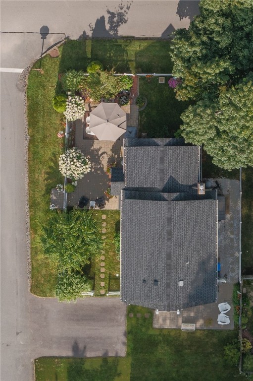 19 Ellery Road Newport, RI 02840 - Photo 40 of 42 Overhead view