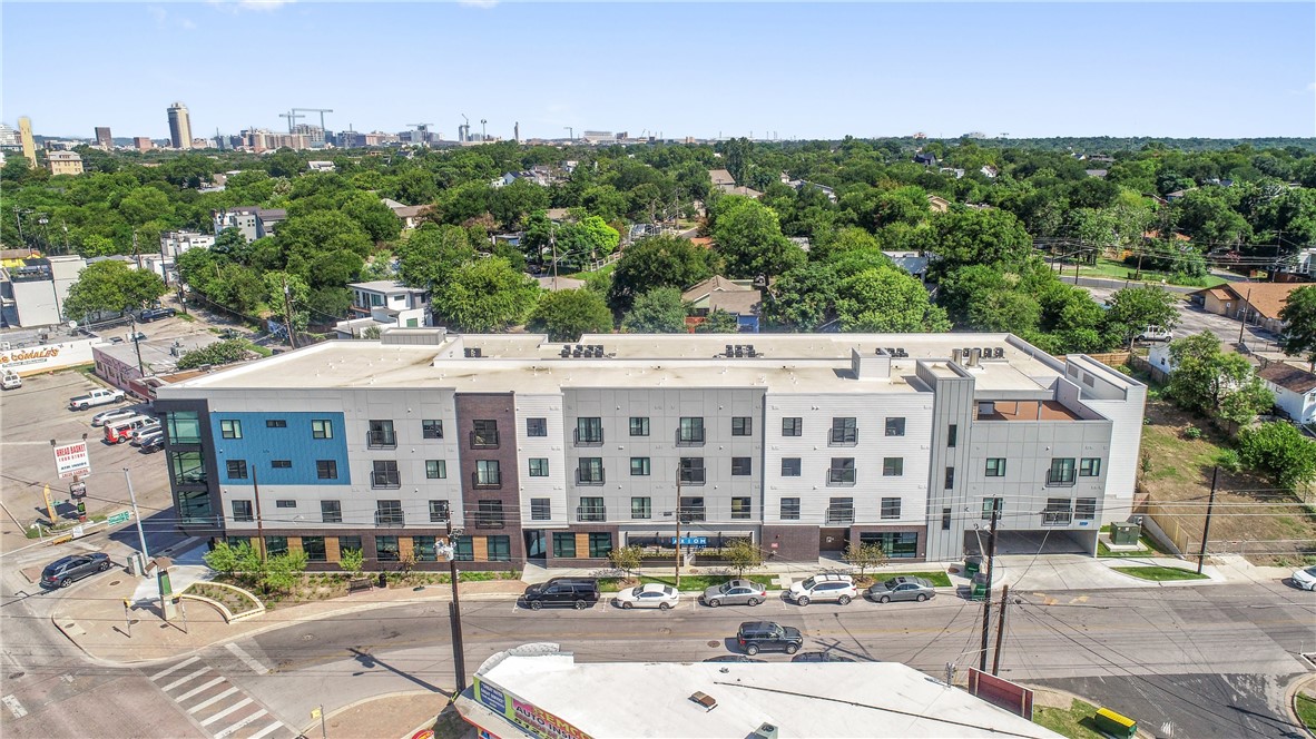 2220 Webberville Road, Unit 308 Austin, TX 78702 - Photo 18 of 21 Walkable to all that East Austin has to offer! Desnudo, Veracruz, Canje, and more!