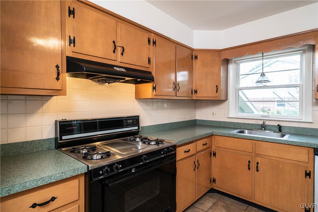 1536 Stanford Road Bethlehem, PA 18018 - Photo 20 of 48 Gallery Image 20