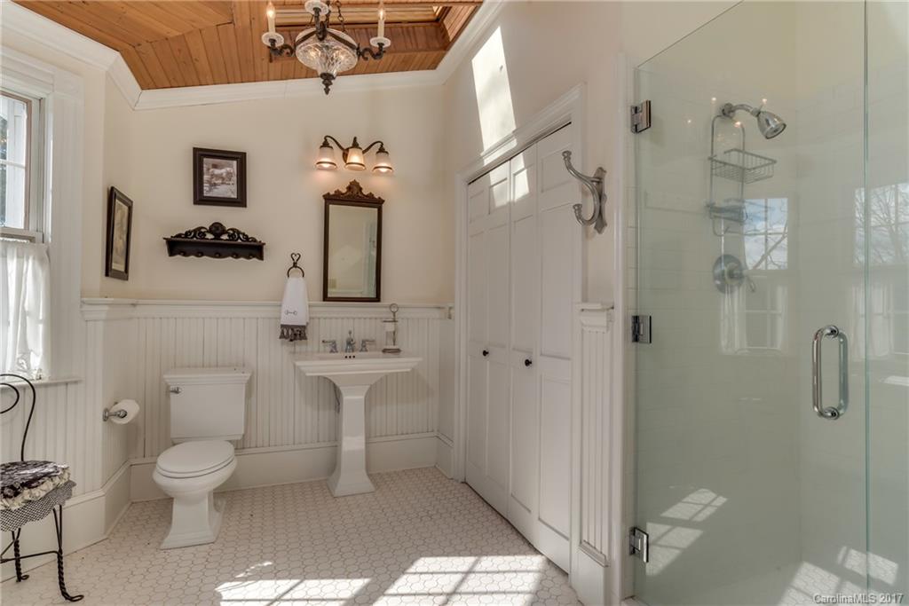 380 Wren Drive Rutherfordton, NC 28139 - Photo 11 of 24 Gallery Image 11