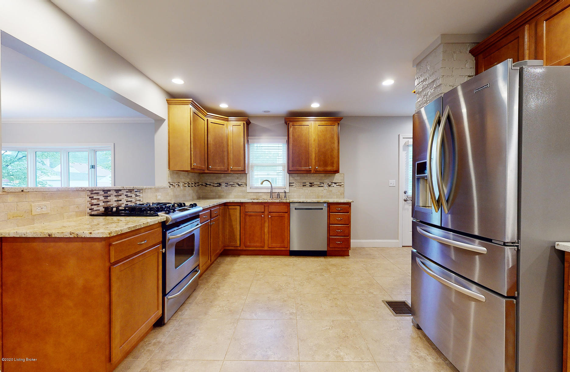 4027 Gloucester Road Louisville, KY 40207 - Photo 5 of 68 4027-Gloucester-Rd-0005