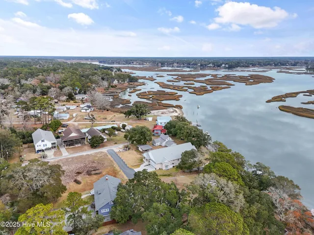 $950,000 | 1592 Village Point Road Southwest, Shallotte, NC 28470