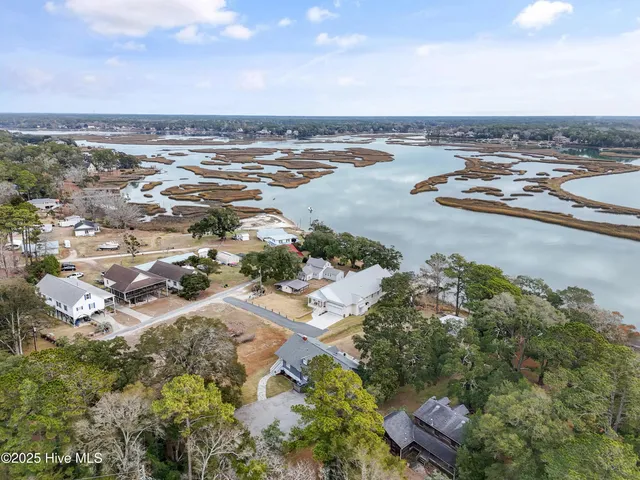 $950,000 | 1592 Village Point Road Southwest, Shallotte, NC 28470