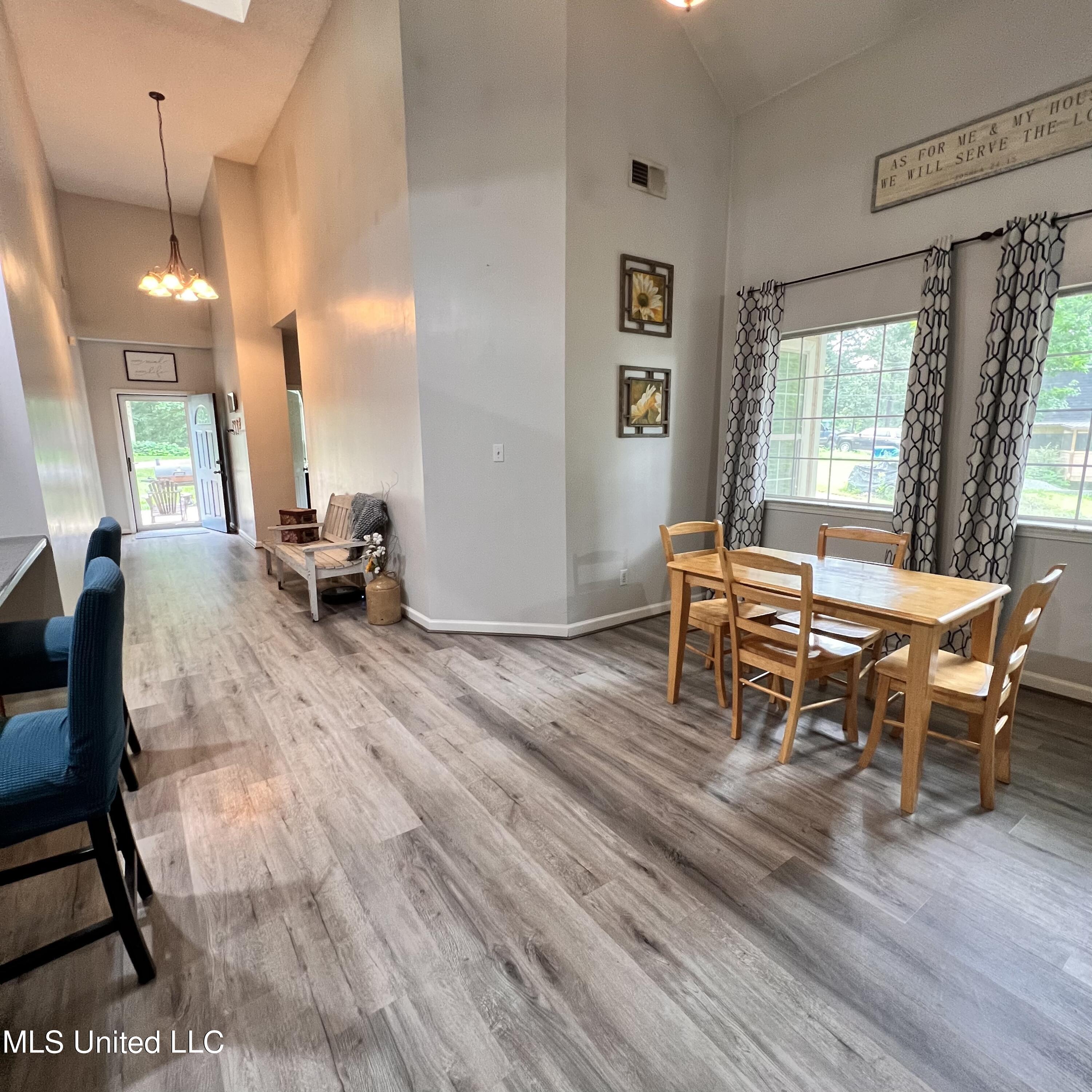3248 Monans Rill Cove Hernando, MS 38632 - Photo 10 of 23 Dinning room