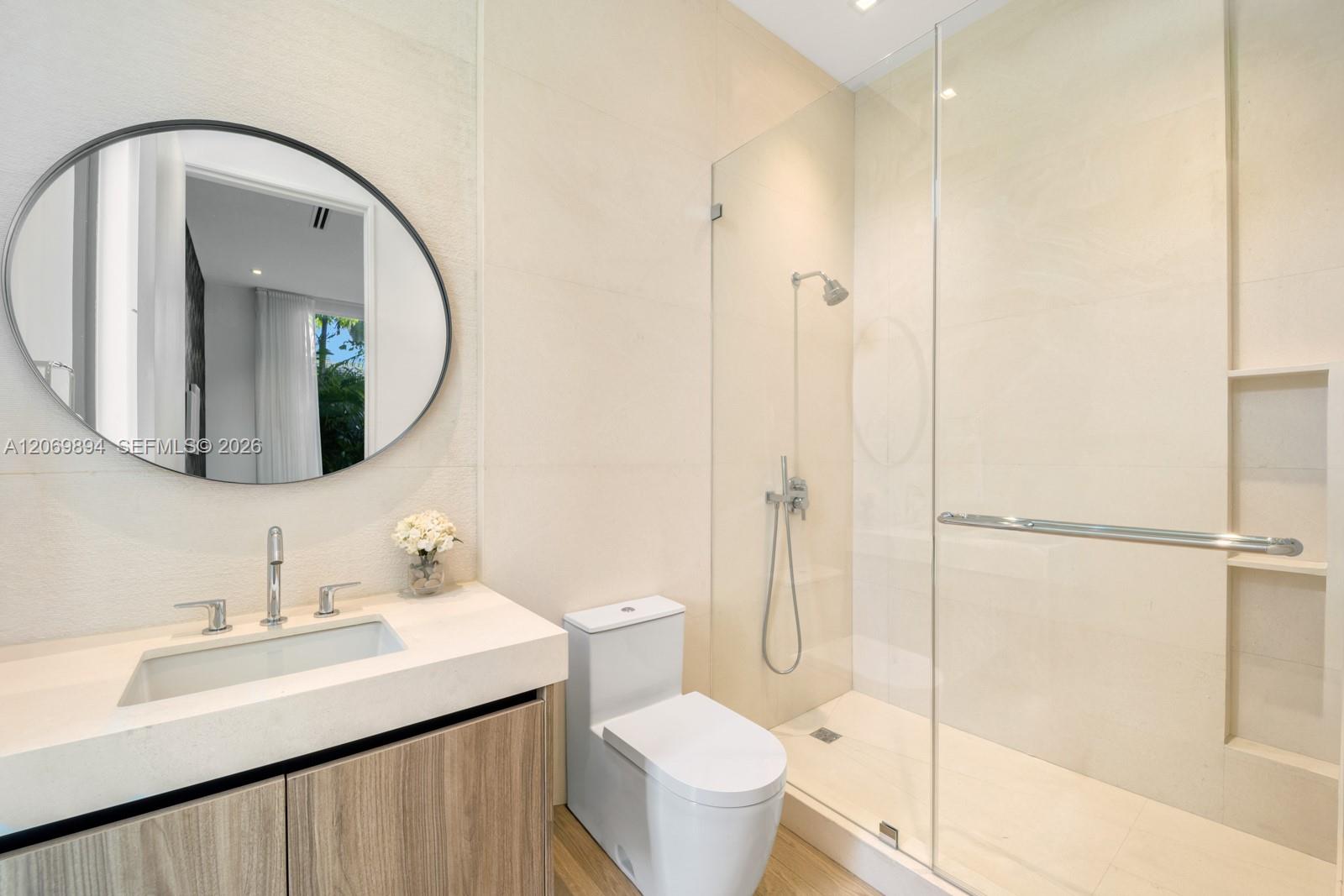 6015 North Bay Road Miami Beach, FL 33140 - Photo 28 of 40 Gallery Image 28