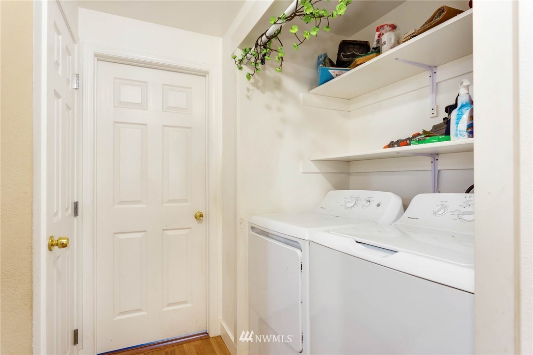3935 Mason Loop Road Tacoma, WA 98409 - Photo 22 of 24 a utility room with dryer and washer