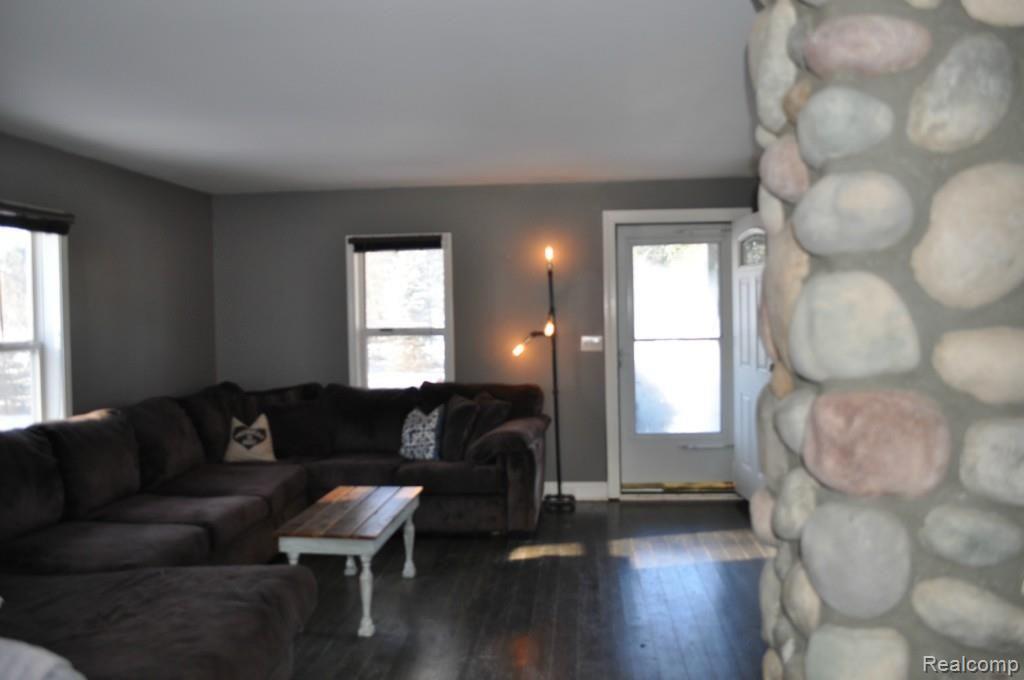 2867 Church Road Columbus, MI 48063 - Photo 8 of 20 lr.jpg