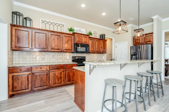 $299,000 | 9213 Gaston Avenue, Amarillo, TX 79119