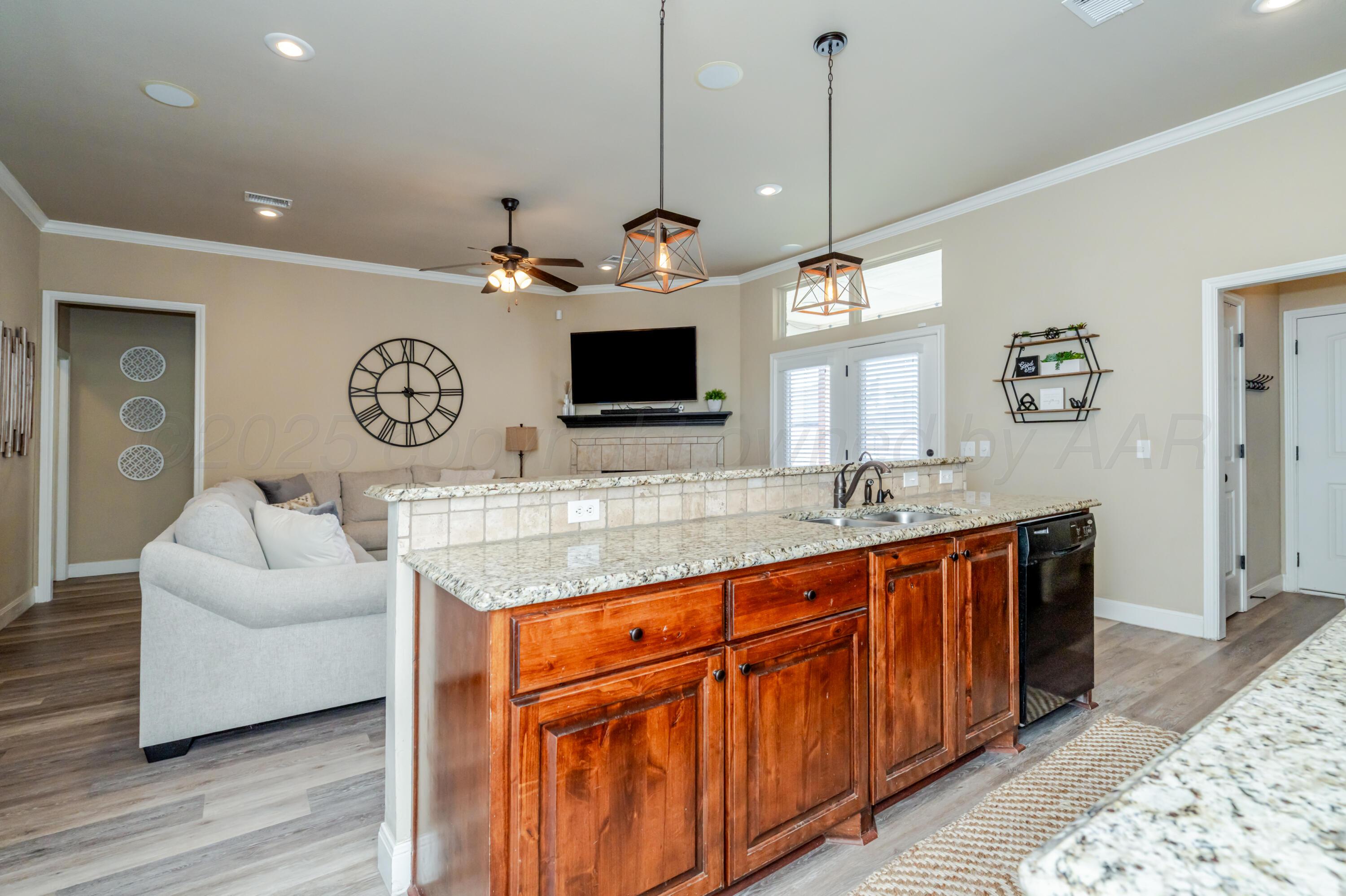 9213 Gaston Avenue Amarillo, TX 79119 - Photo 15 of 40 9213 Gaston-12