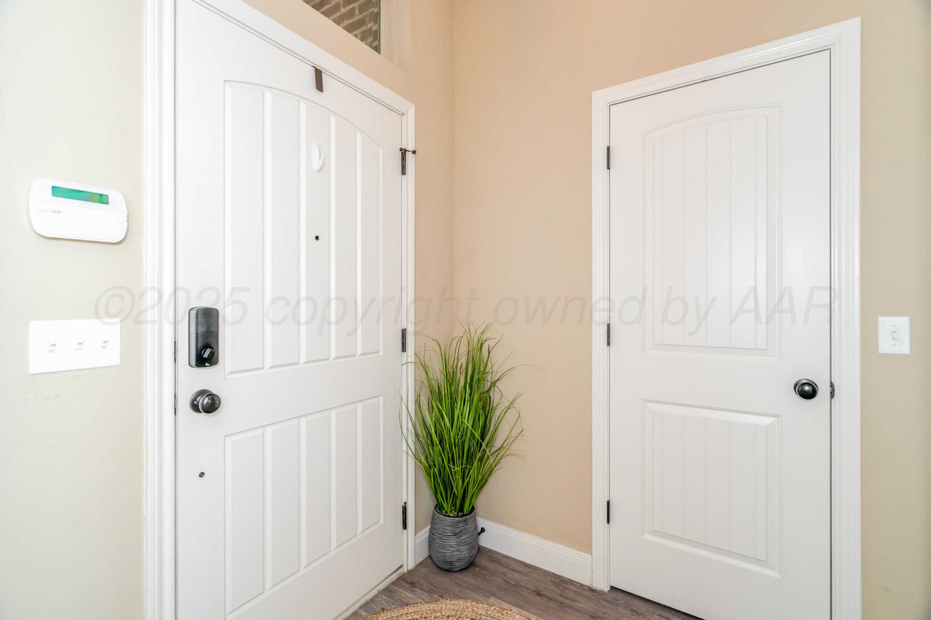 9213 Gaston Avenue Amarillo, TX 79119 - Photo 4 of 40 9213 Gaston-3