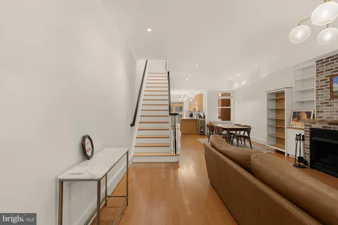 $1,350,000 | 502 12th Street Northeast, Washington, DC 20002