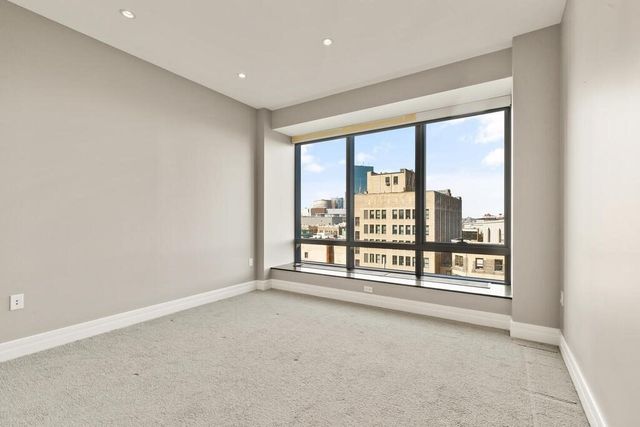 $1,945,000 | 2 Avery Street, Unit 17E, Boston, MA 02111