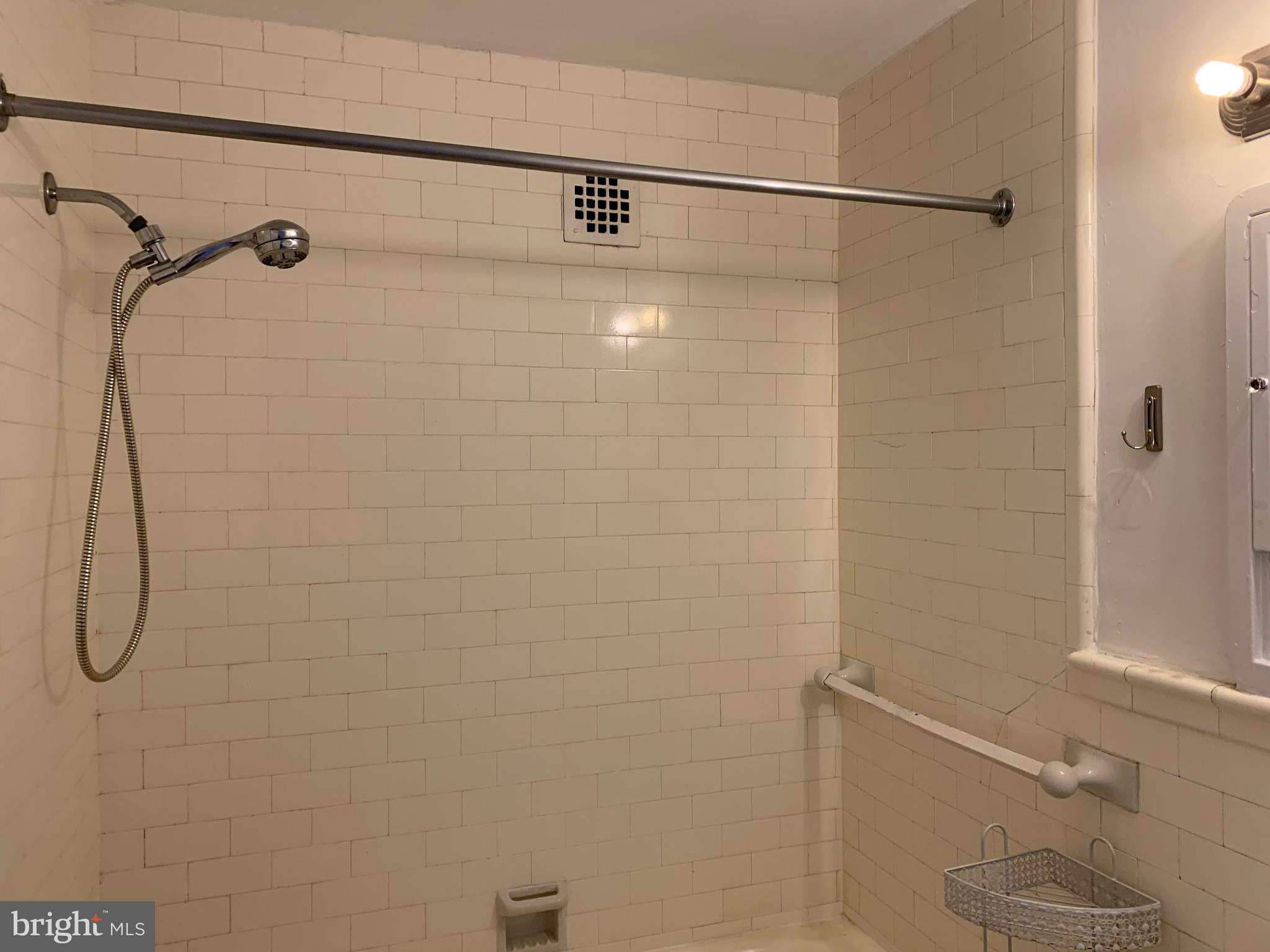 1324 Locust Street, Unit 1529 Philadelphia, PA 19107 - Photo 15 of 17
