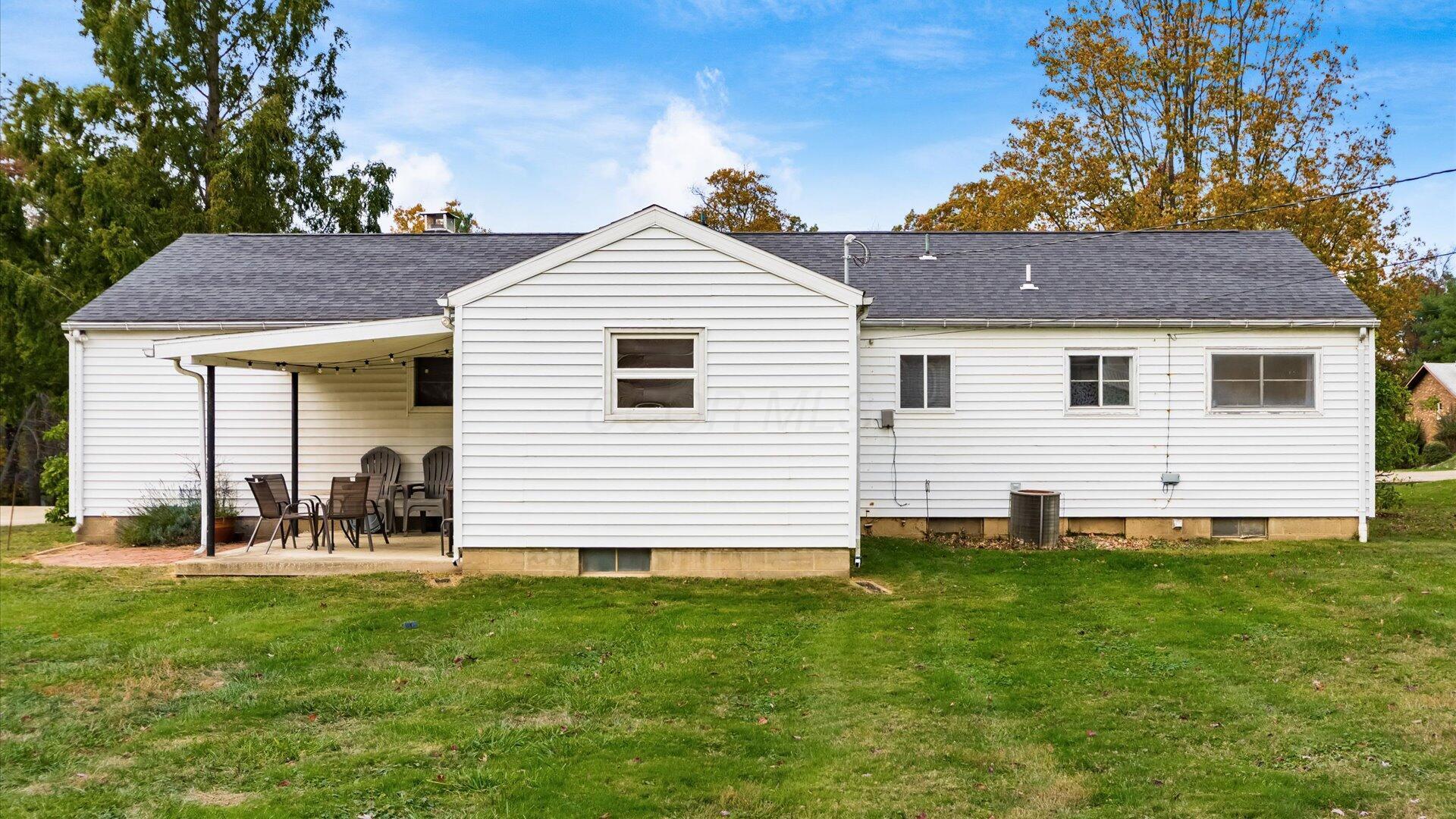3250 Dale Road Zanesville, OH 43701 - Photo 24 of 27 View of back of home