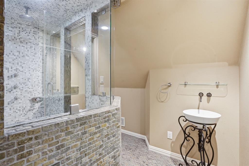 1006 South Wellington Point Road McKinney, TX 75072 - Photo 29 of 40