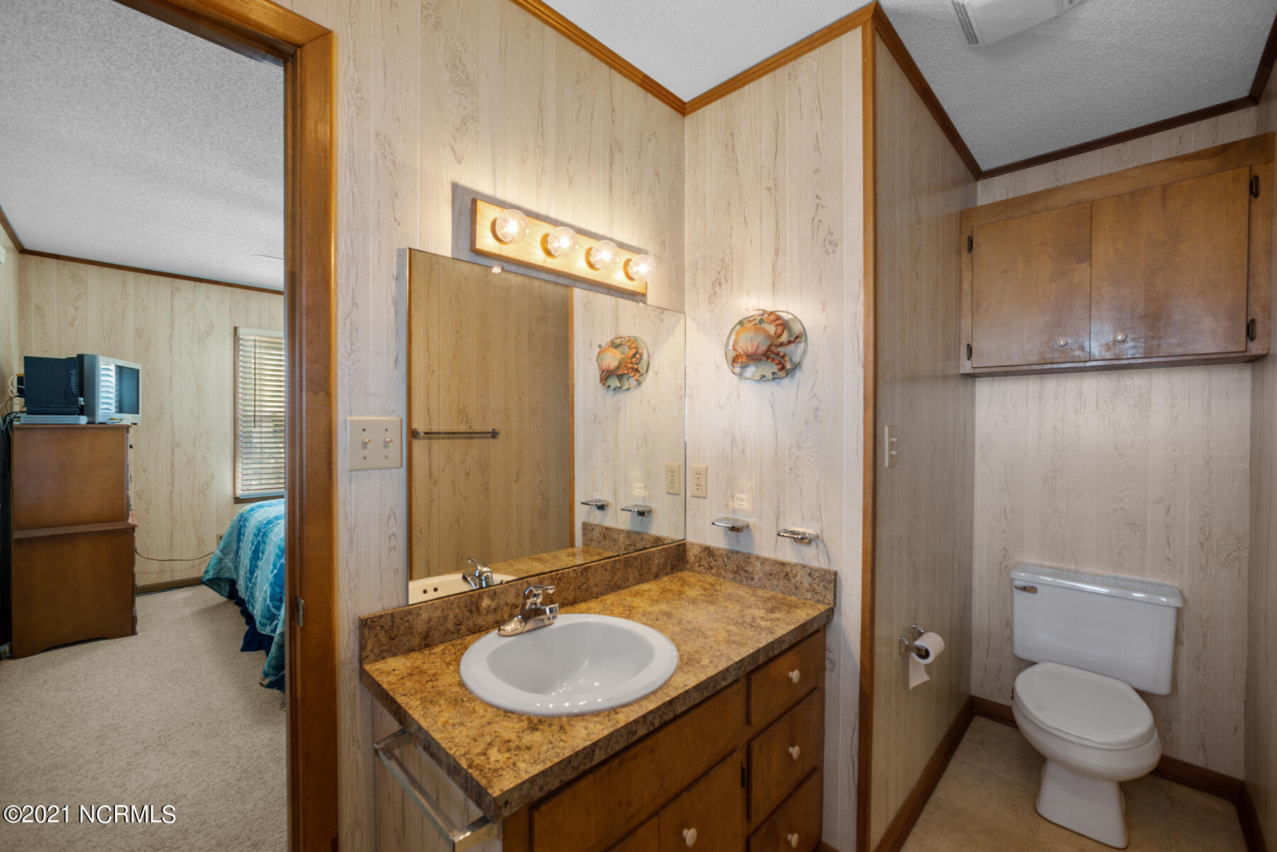 119 Dolphin Drive Holden Beach, NC 28462 - Photo 16 of 35 119 Dolphin Drive MLS-24