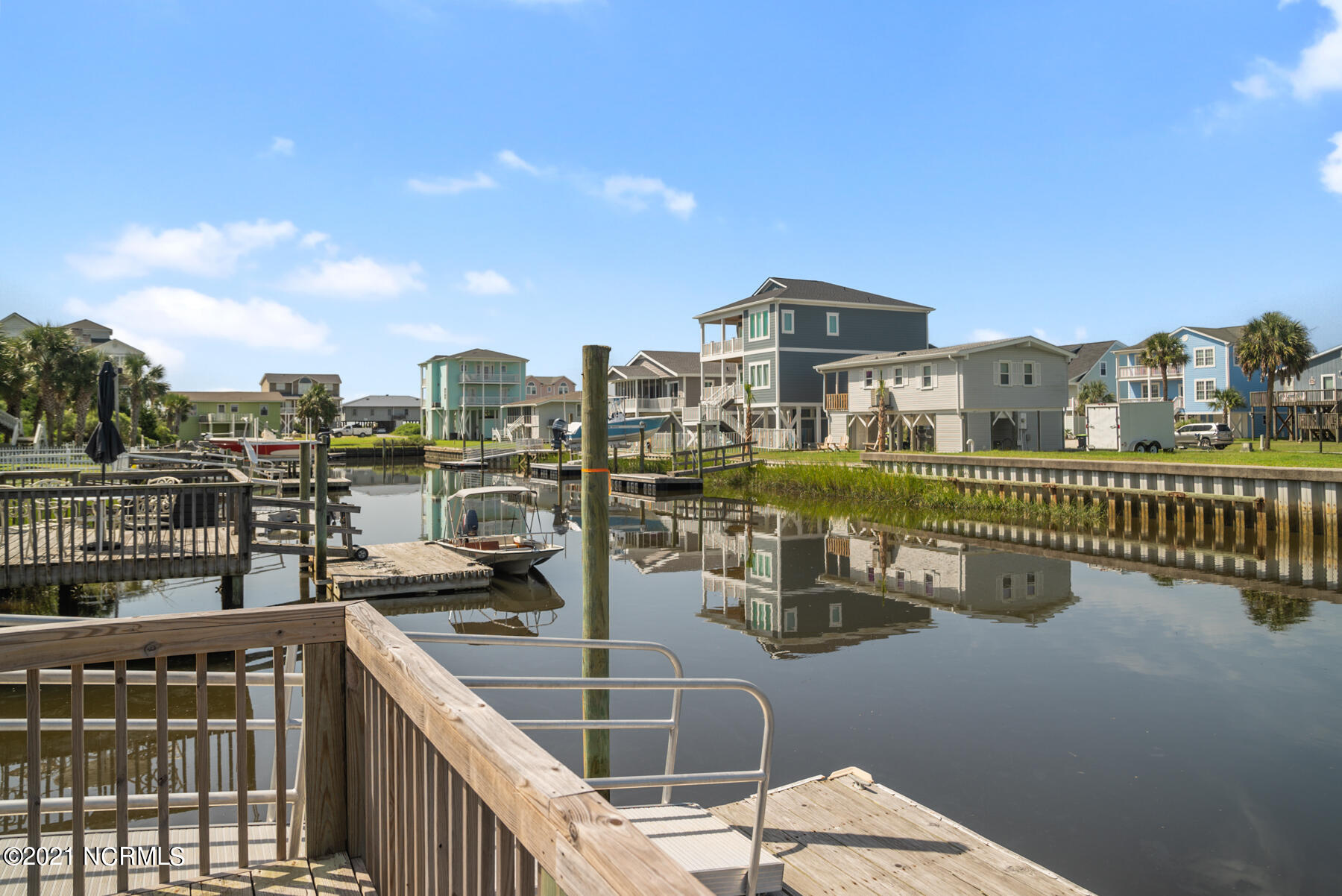 119 Dolphin Drive Holden Beach, NC 28462 - Photo 32 of 35 119 Dolphin Drive MLS-37