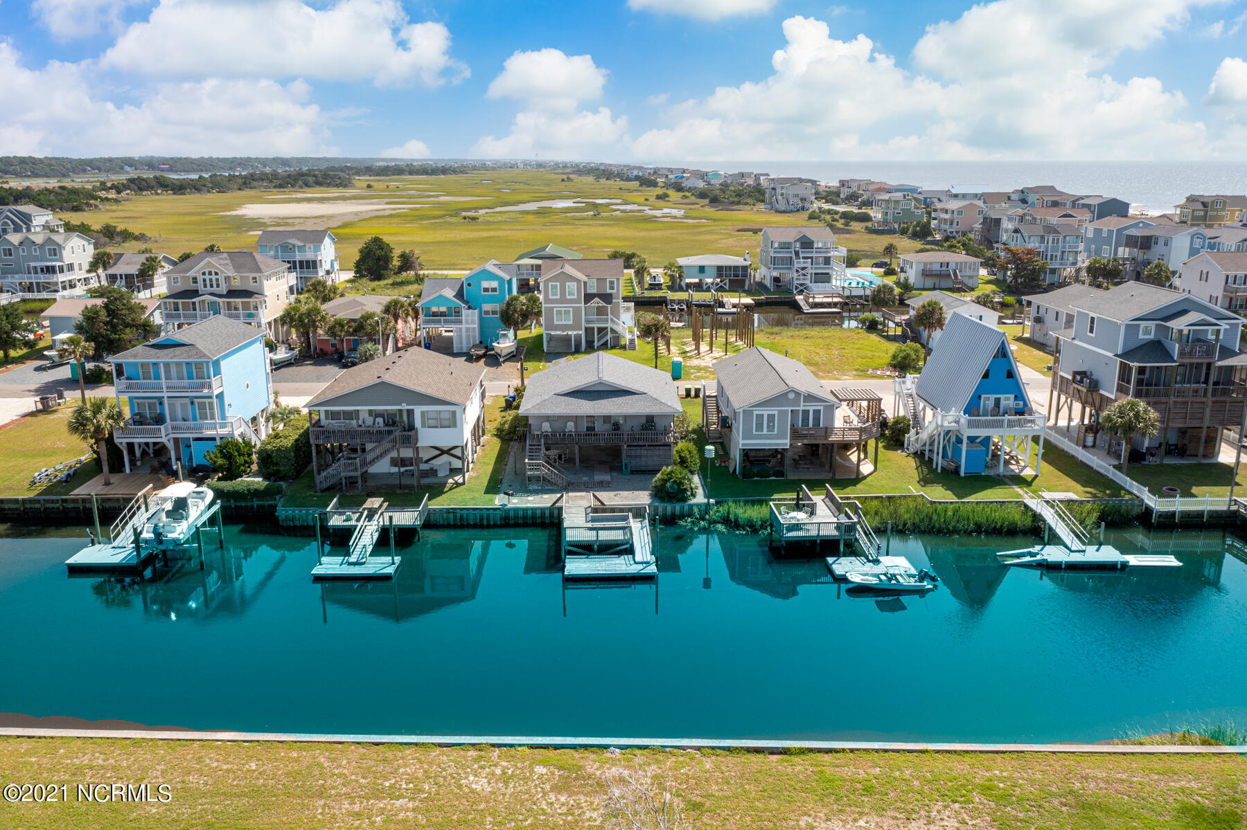 119 Dolphin Drive Holden Beach, NC 28462 - Photo 4 of 35 119 Dolphin Drive MLS-4