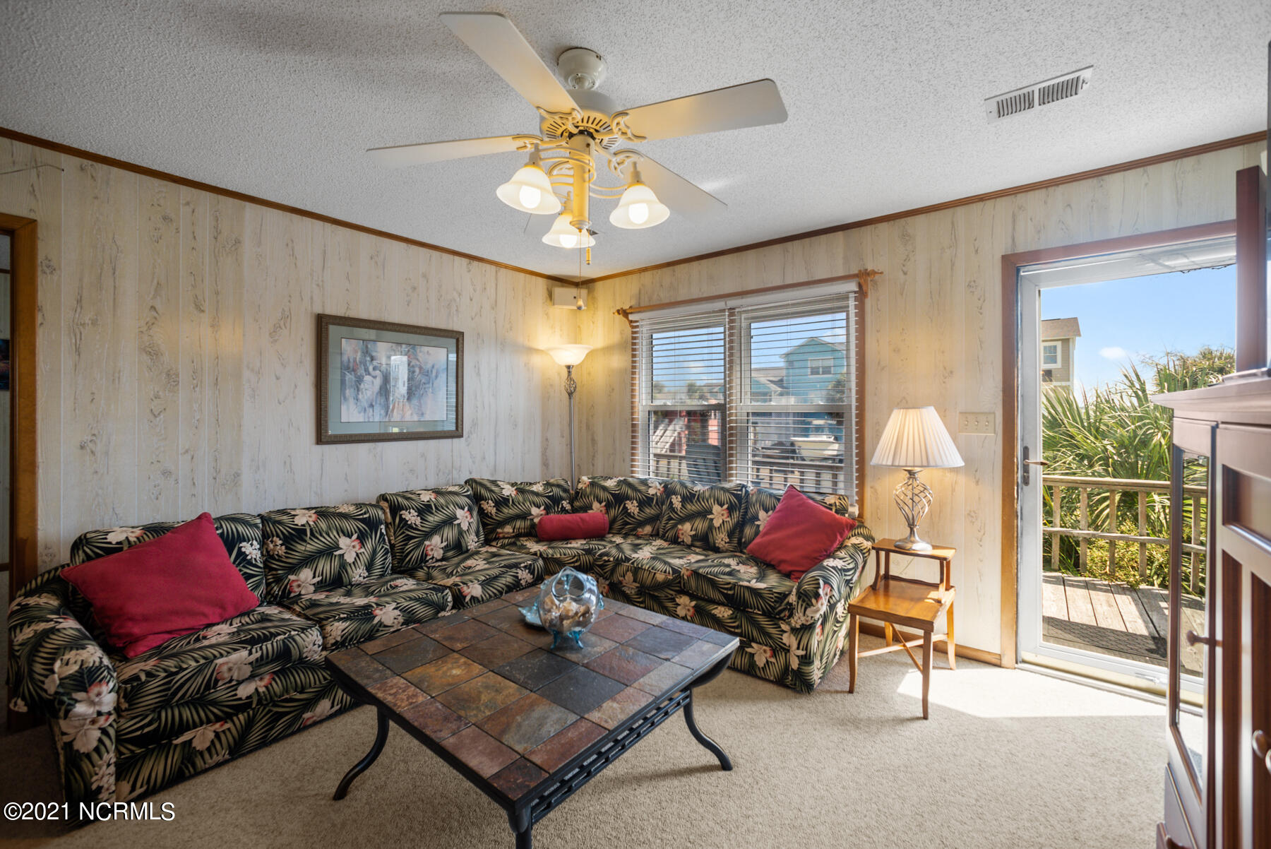 119 Dolphin Drive Holden Beach, NC 28462 - Photo 8 of 35 119 Dolphin Drive MLS-11