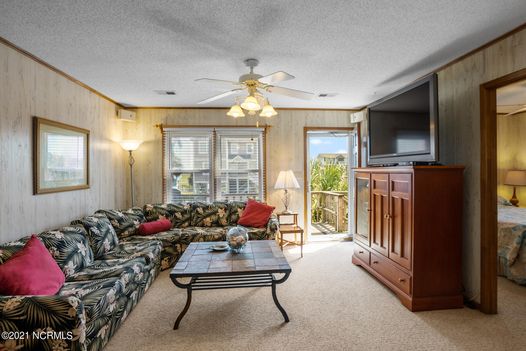 119 Dolphin Drive Holden Beach, NC 28462 - Photo 9 of 35 119 Dolphin Drive MLS-15