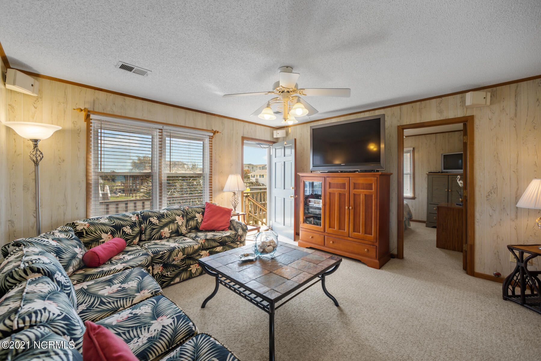 119 Dolphin Drive Holden Beach, NC 28462 - Photo 10 of 35 119 Dolphin Drive MLS-14